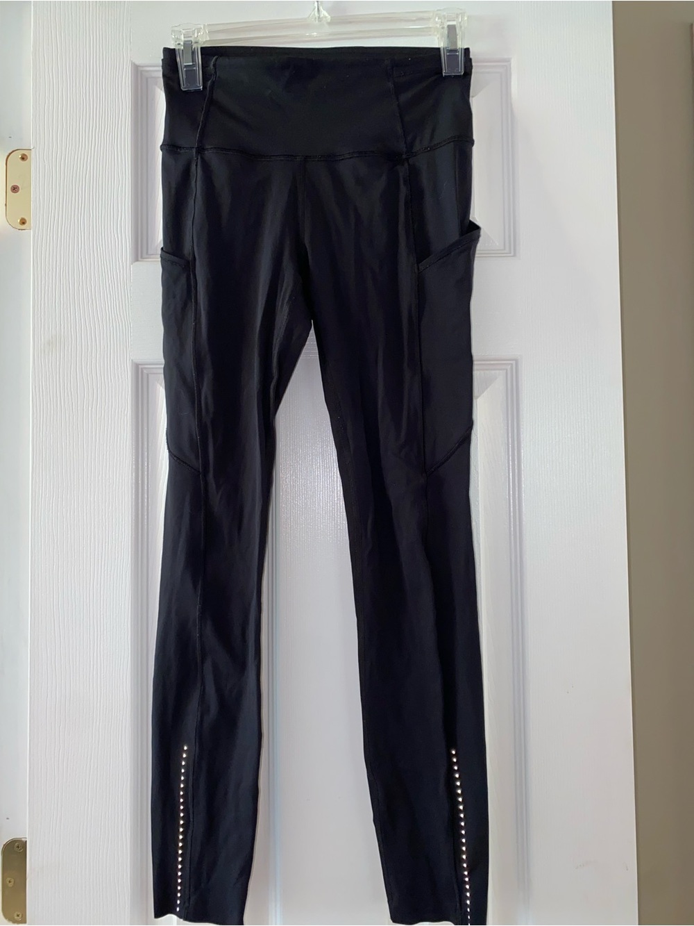 lululemon athletica Black High-Rise Leggings with Side Pockets / Fast and Free